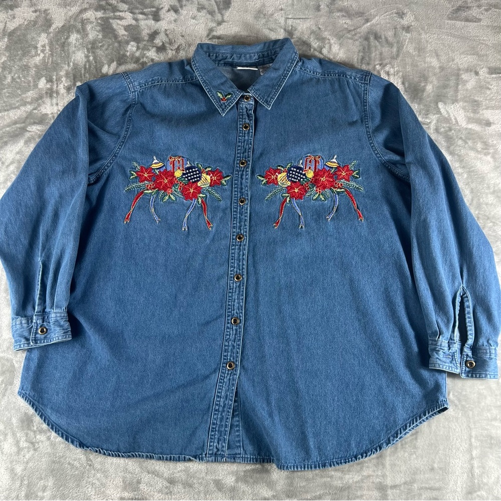 Bobbie Brooks Women's Sz 22W/24W Denim Embroidered Holiday Shirt Poinsettia Gift